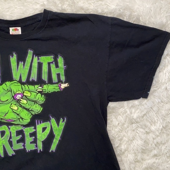 Y2K Halloween/Gothic graphic tee - Picture 3 of 6